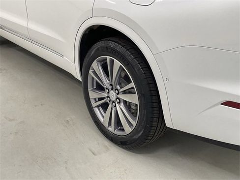 Certified 2025 Cadillac XT6 Premium Luxury w/ Platinum Package image 17