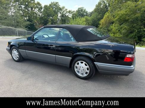Used 1995 Mercedes-Benz E 320 Convertible image 14