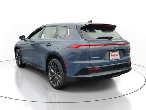 New 2025 Toyota Crown Signia image 3