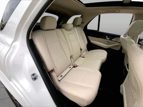 Used 2021 Mercedes-Benz GLE 450 4MATIC image 18