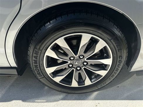 Used 2024 Honda Odyssey EX-L image 19