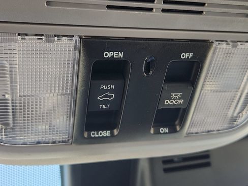 Used 2022 Honda Pilot Special Edition image 21