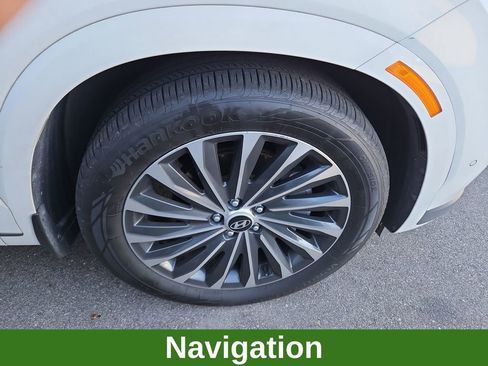 Used 2023 Hyundai Palisade Calligraphy w/ Winter Package image 8