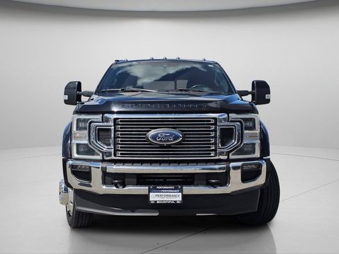 Used 2022 Ford F450 Lariat w/ Lariat Ultimate Package AWD/4WD image 3