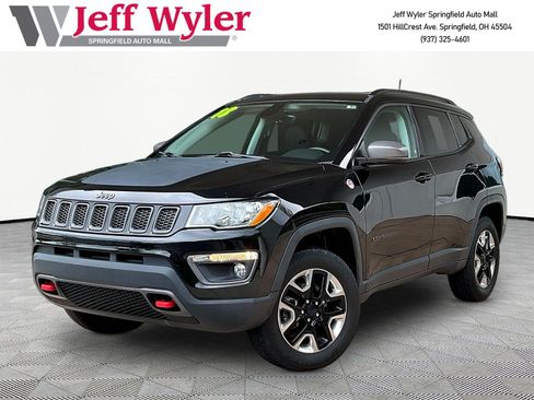 Used 2018 Jeep Compass Trailhawk w/ Leather Interior Group AWD/4WD image 1
