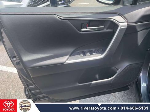 Used 2024 Toyota RAV4 XSE w/ Weather Package AWD/4WD image 17