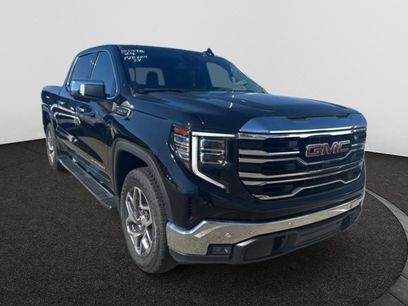 Used 2024 GMC Sierra 1500 SLT w/ SLT Premium Plus Package