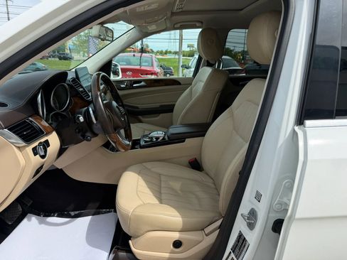 Used 2017 Mercedes-Benz GLS 450 4MATIC image 18