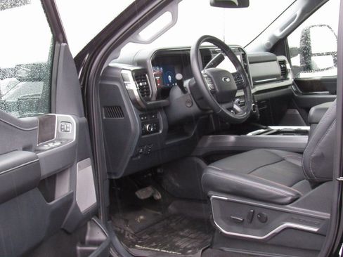 Used 2024 Ford F350 Lariat w/ Lariat Ultimate Package image 13