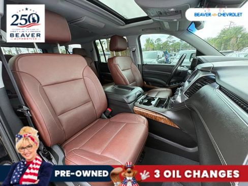 Used 2020 Chevrolet Suburban Premier w/ Premier Plus Edition AWD/4WD image 27