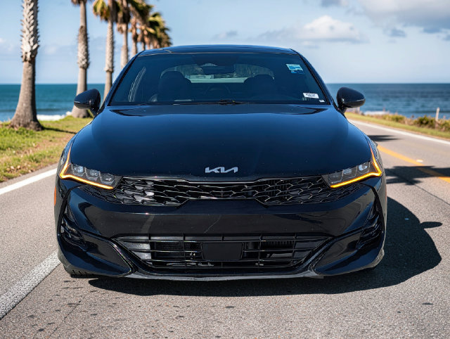 Used 2022 Kia K5 GT-Line w/ GT-Line FWD Premium Package image 3