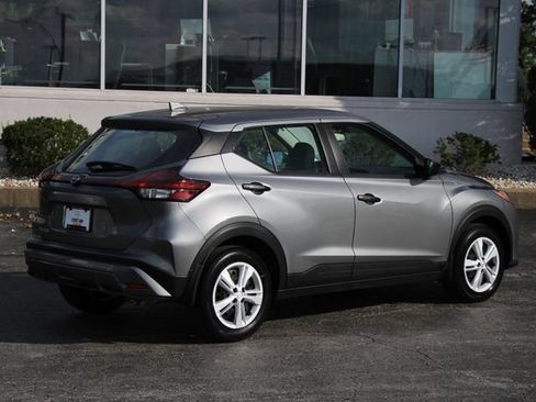 Used 2025 Nissan Kicks Play S FWD image 9