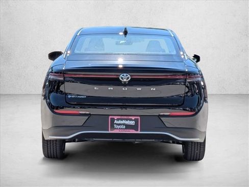 New 2026 Toyota Crown XLE image 8