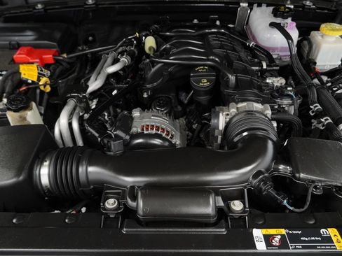 Used 2022 Jeep Gladiator Mojave w/ Cold Weather Group AWD/4WD image 49
