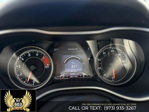 Used 2019 Jeep Cherokee Limited image 16