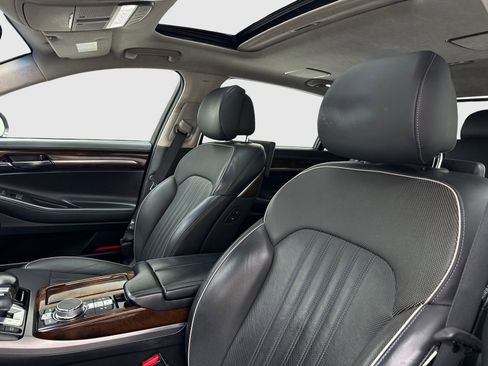 Used 2019 Genesis G90 5.0 Ultimate RWD image 15