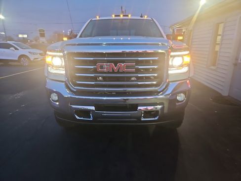 Used 2015 GMC Sierra 2500 SLE image 9