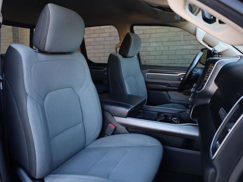 Used 2020 RAM 1500 Big Horn AWD/4WD image 23