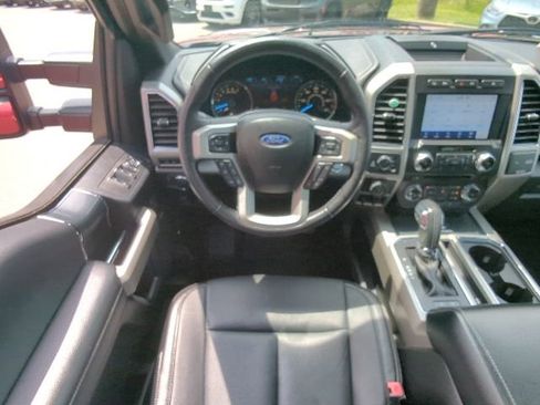 Used 2018 Ford F150 Lariat w/ Equipment Group 502A Luxury AWD/4WD image 8