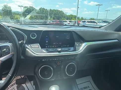 Used 2022 Chevrolet Blazer LT AWD/4WD image 13