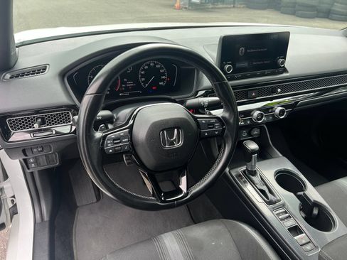Used 2022 Honda Civic Sport image 11