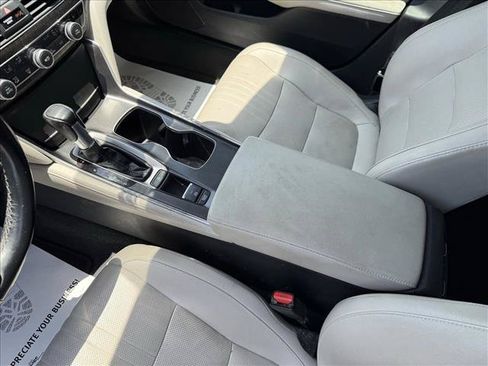 Used 2020 Honda Accord EX-L image 10