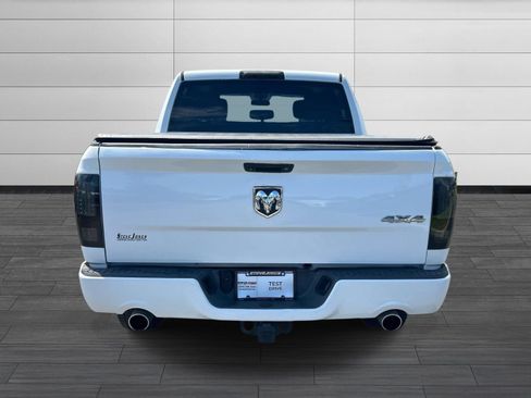 Used 2018 RAM 1500 Express w/ Express Value Package AWD/4WD image 5