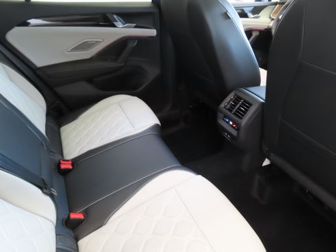 New 2026 Volkswagen Tiguan SEL R-Line image 26