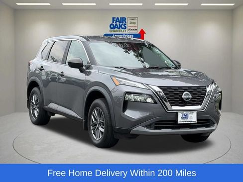 Used 2023 Nissan Rogue S AWD/4WD image 1