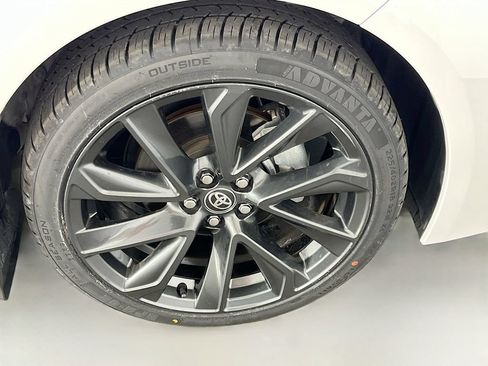 Used 2025 Toyota Corolla SE FWD image 36