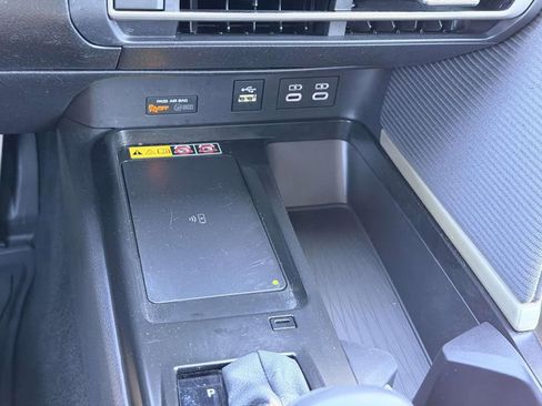 Certified 2025 Toyota Camry SE FWD image 6