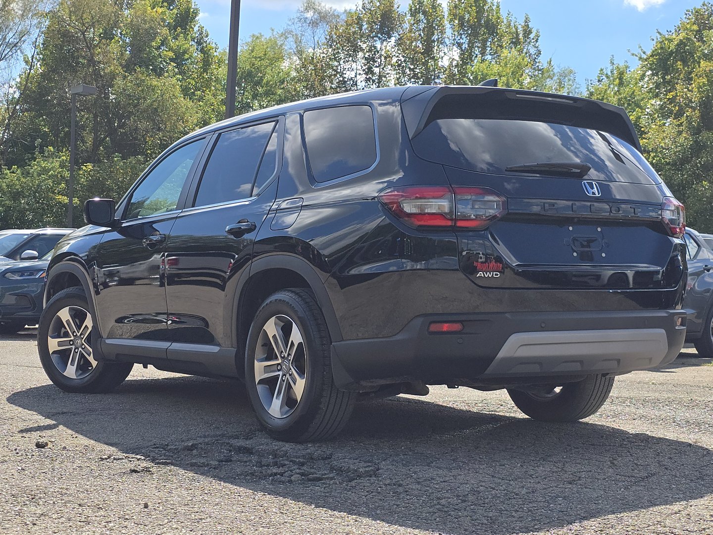 Used 2025 Honda Pilot EX-L image 15