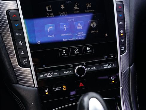 Used 2015 INFINITI Q50 Premium w/ Navigation Package image 19