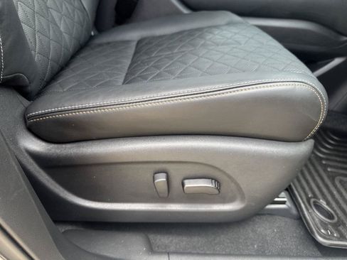 Used 2024 Nissan Murano Platinum w/ Cargo Package FWD image 30