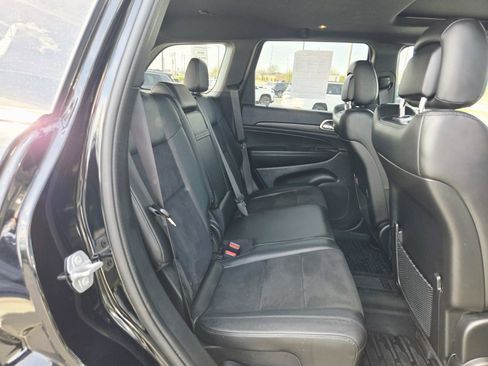 Used 2021 Jeep Grand Cherokee Laredo X image 16