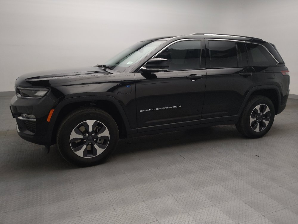 Used 2023 Jeep Grand Cherokee 4WD 4xe w/ Luxury Tech Group II image 2