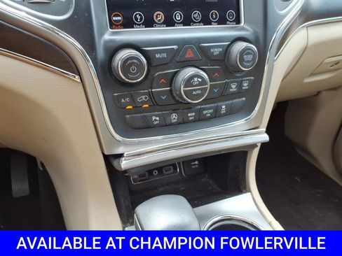 Used 2018 Jeep Grand Cherokee Limited AWD/4WD image 23