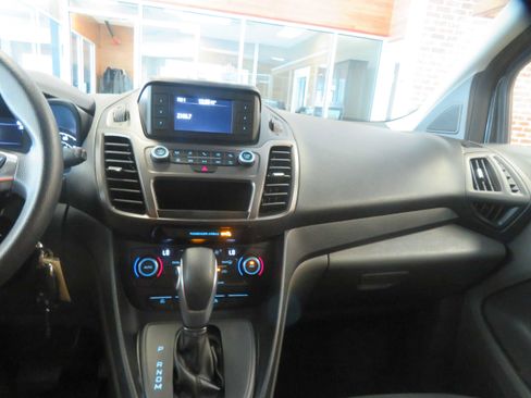 Used 2022 Ford Transit Connect XL FWD image 34