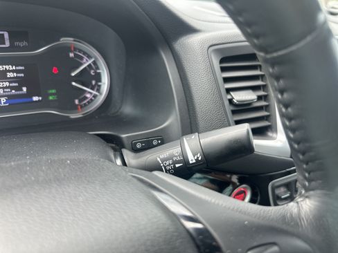 Used 2017 Honda Ridgeline RTL-E image 24