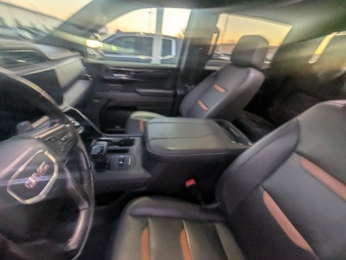 Used 2023 GMC Sierra 1500 AT4 w/ AT4 Premium Package image 12