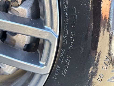 Used 2025 GMC Acadia Elevation image 36