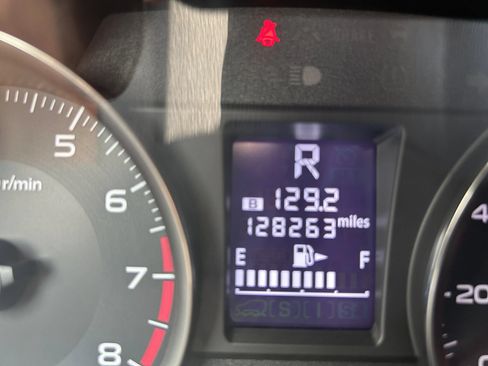 Used 2015 Subaru Crosstrek 2.0i Premium AWD/4WD image 19