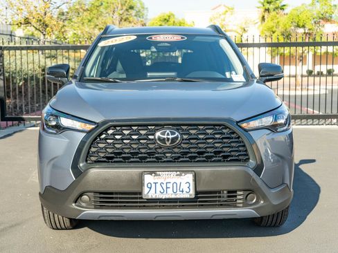 Certified 2025 Toyota Corolla Cross LE FWD image 2