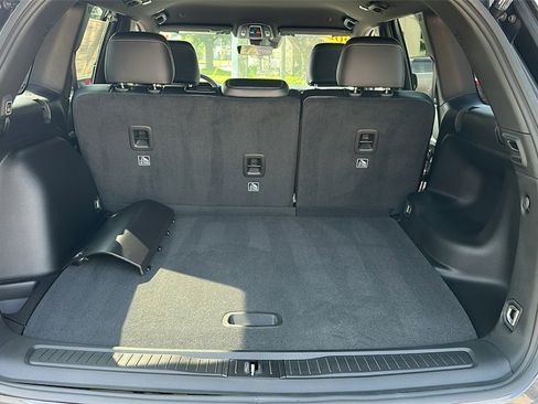 New 2025 Jeep Grand Cherokee Limited w/ Trailer Tow Package image 27