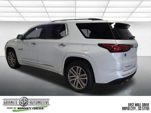 Used 2023 Chevrolet Traverse High Country AWD/4WD image 4