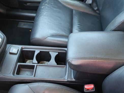 Used 2015 Honda CR-V LX image 32