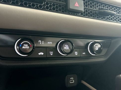 Used 2023 Honda HR-V LX image 27