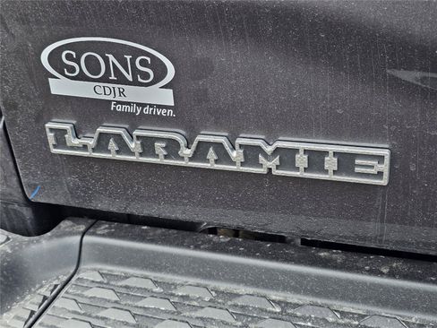 New 2026 RAM 2500 Laramie w/ Sport Appearance Package AWD/4WD image 12