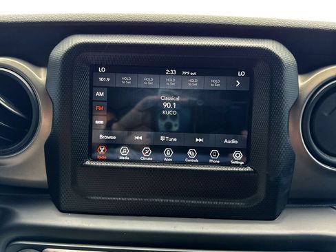 Used 2021 Jeep Wrangler Unlimited Sport AWD/4WD image 16