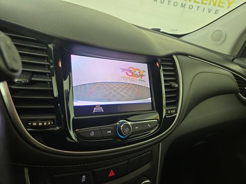 Certified 2020 Chevrolet Trax LS w/ Tint and Cruise Package image 20